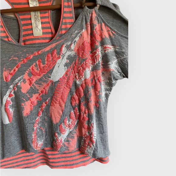 Spoiled brand grey shirt with orange & white feathers w/ matching tank. Size L - Picture 3 of 13